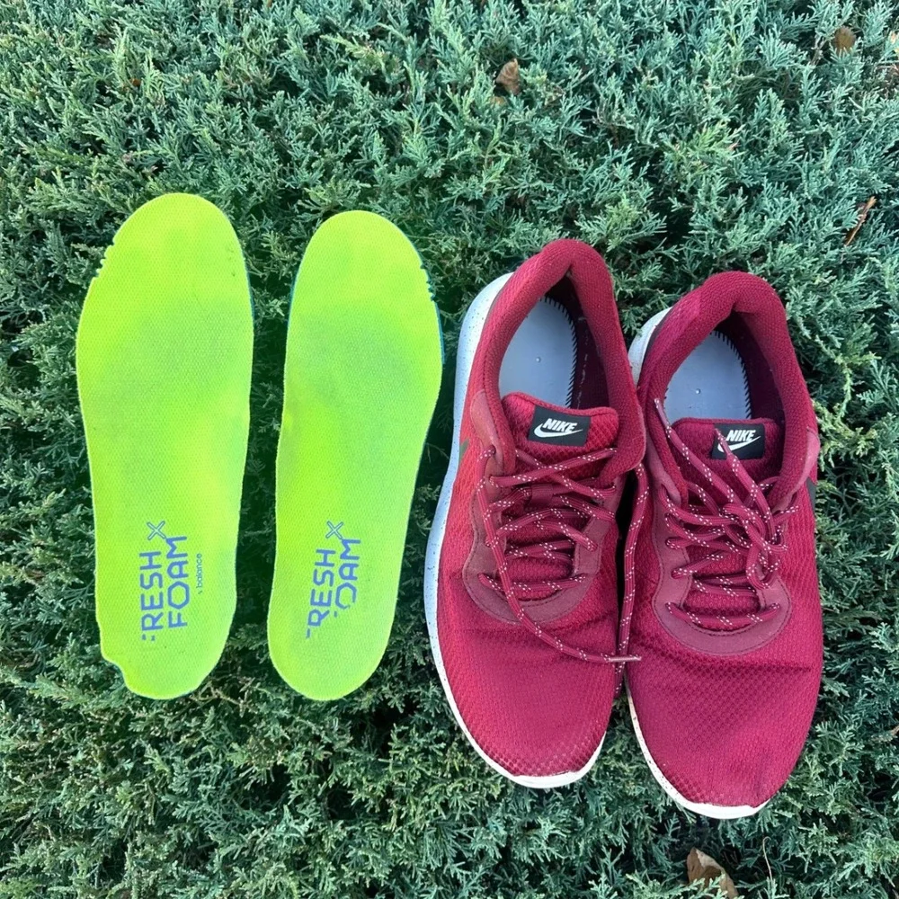 Nike‎ Tanjun Men's Athletic Sneakers Size 11.5 Team Red
